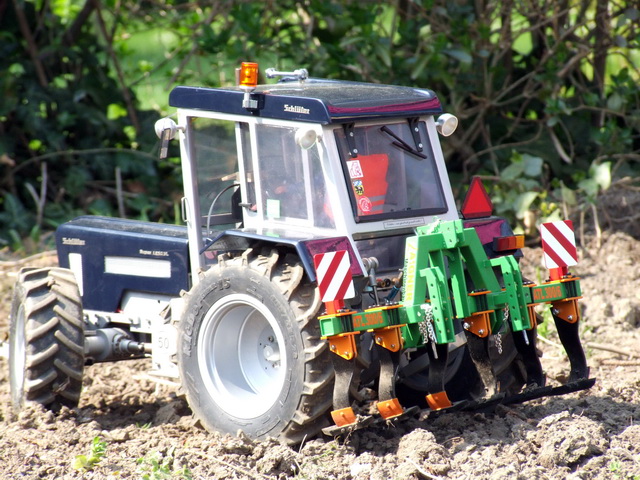 Arbeitstg 09041128WEB