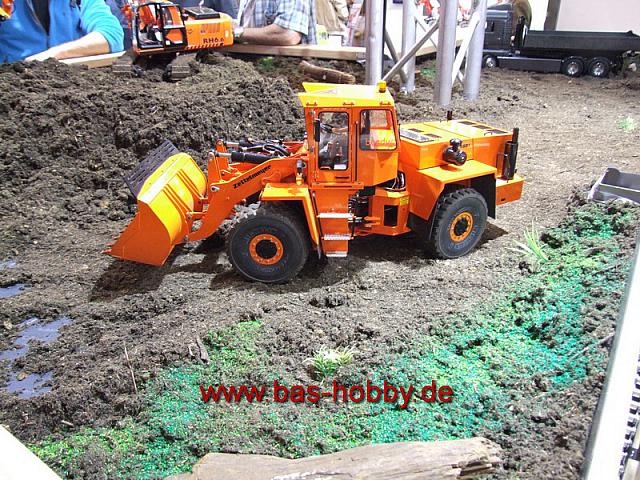 IM2012 048WEB