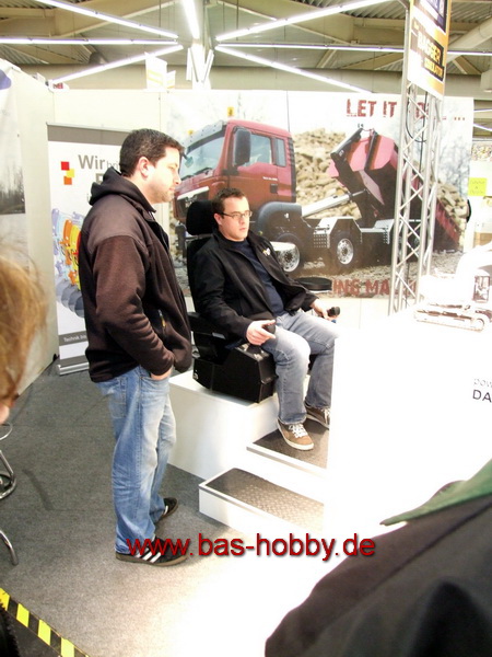 IM2012 050WEB