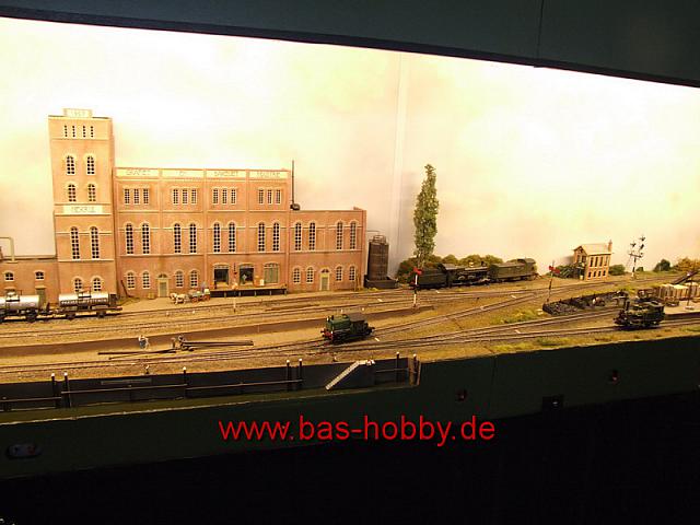IM2012 142WEB